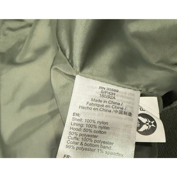 Alpha Industries Green Bomber Jacket - Picture 9 of 10